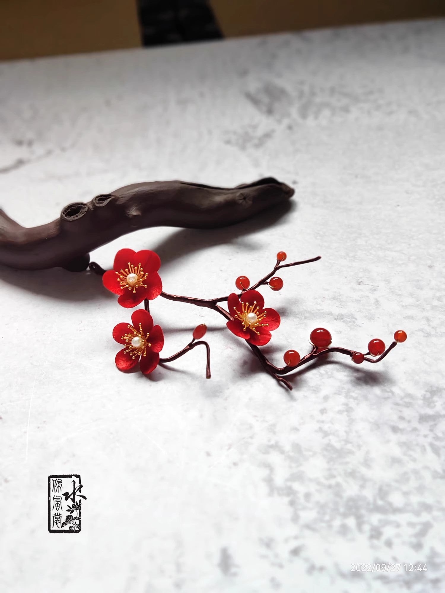 Handcrafted Silk Velvet Flower Jewelry – Traditional Chinese Hairpins & Brooches MOMOTAR