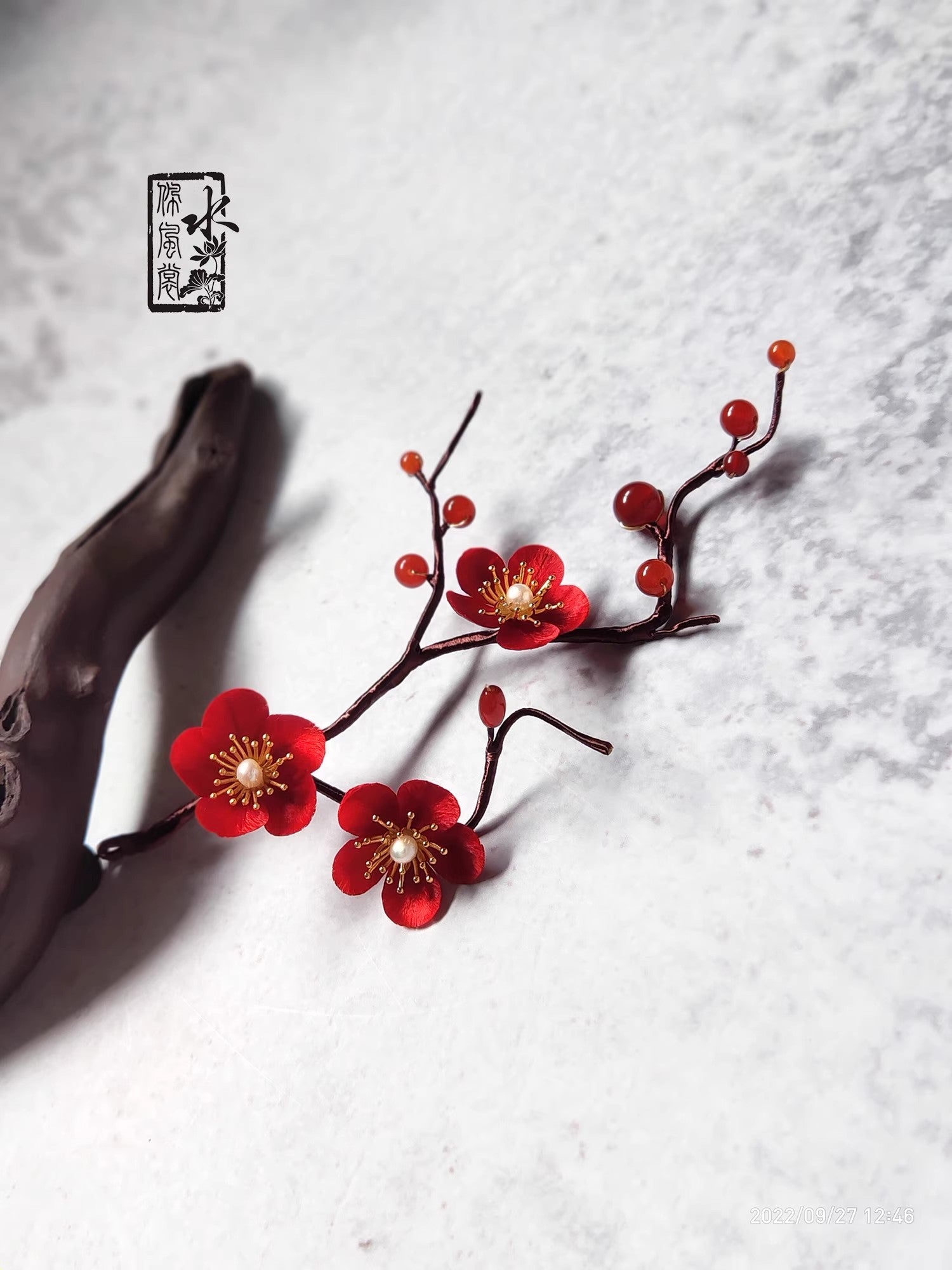 Handcrafted Silk Velvet Flower Jewelry – Traditional Chinese Hairpins & Brooches MOMOTAR