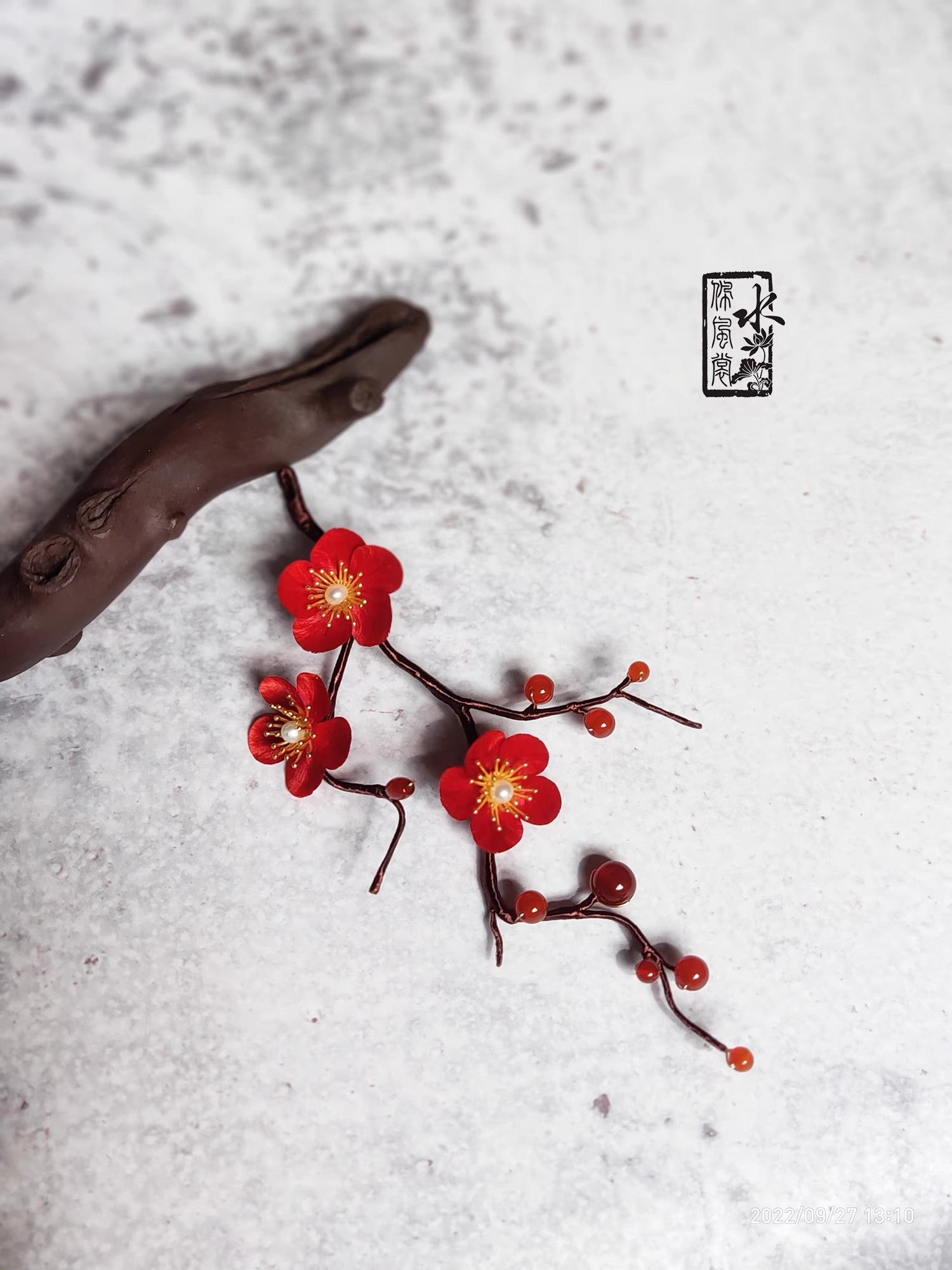 Handcrafted Silk Velvet Flower Jewelry – Traditional Chinese Hairpins & Brooches MOMOTAR